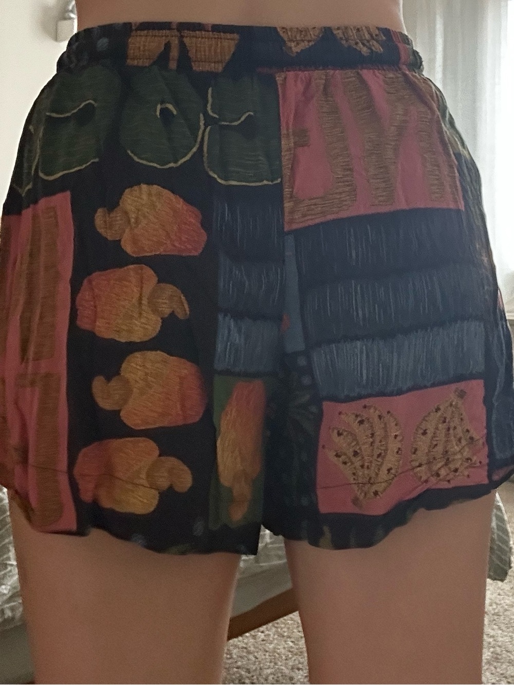 Farm Rio Graphic Shorts - Picture 4 of 9